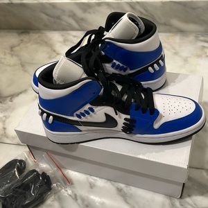 Air Jordan 1 mid se